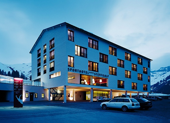 Sporthotel Steffisalp / Hecht Licht- und Elektroplanung